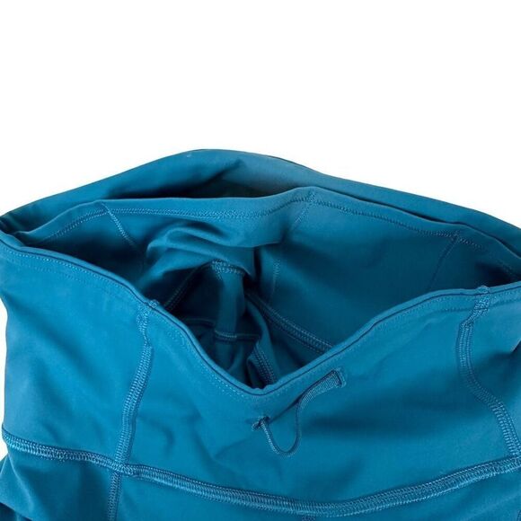 Lululemon Fast and Free Crop size 4 - Picture 6 of 6